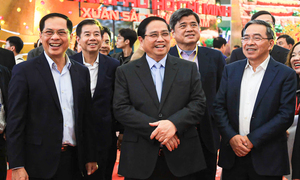 Thủ tướng Phạm Minh Chính dự tổng duyệt khai mạc Hội chợ Mùa Xuân 2026