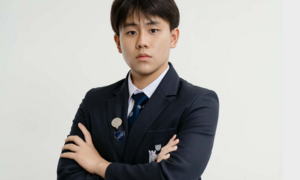 Nam sinh nhận học bổng 6,5 tỷ: 'Em soi mục tài chính vì nghĩ đến mẹ trước tiên'