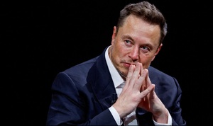 Người giàu nhất lịch sử Elon Musk cảm thán 'Tiền không mua được hạnh phúc'