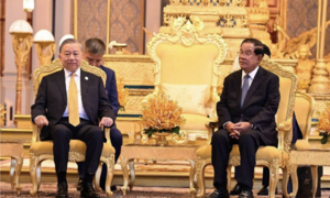 Tổng Bí thư Tô Lâm hội kiến Samdech Techo Hun Sen