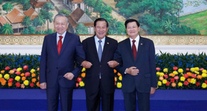 Tổng Bí thư Tô Lâm dự cuộc gặp người đứng đầu ba Đảng Việt Nam - Campuchia - Lào