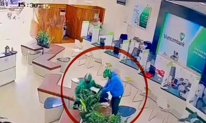 Thu giữ 4 khẩu súng, nhiều tang vật trong vụ cướp ngân hàng ở Gia Lai