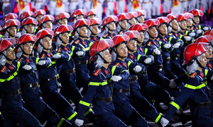 Đào tạo chiến sĩ thuộc đơn vị tinh nhuệ sẵn sàng tham gia chữa cháy, cứu nạn ở nước ngoài