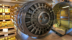 Kho vàng toàn cầu biến động: Ai thật sự nắm 'vũ khí' tài chính? 