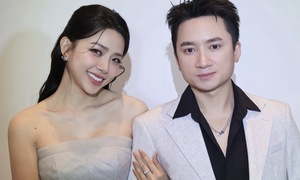 Phan Mạnh Quỳnh và bà xã kỷ niệm 10 năm yêu theo cách đặc biệt
