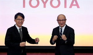 Lý do Toyota bổ nhiệm giám đốc tài chính làm CEO mới