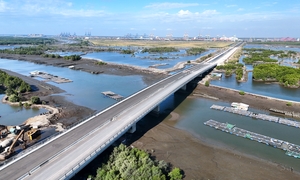 Hiện trạng đường nối siêu cảng Cái Mép với khu công nghiệp ở TP.HCM