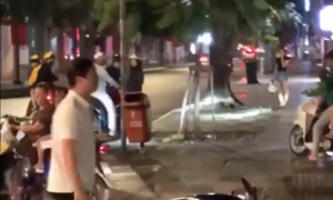 Đuổi đánh nhau gây náo loạn trung tâm TP.HCM sau va chạm giữa 2 ô tô