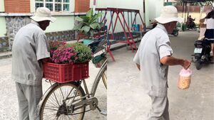 Xúc động clip cụ ông bán ve chai mang hoa Tết đến tặng ân nhân 