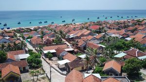 Độc đáo ngôi làng '100% nhà lợp mái đỏ' bên biển Đắk Lắk