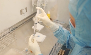 Liệu pháp CAR-T có 'chữa khỏi' ung thư như lời đồn trên mạng xã hội?