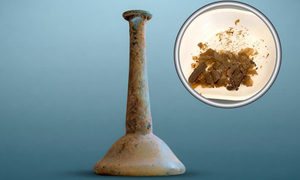 Lọ thuốc 1.900 năm tuổi hé lộ bí mật gây sốc về y học La Mã cổ đại