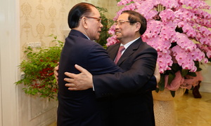 Thủ tướng thăm nguyên lãnh đạo Đảng, Nhà nước và dâng hương các cố lãnh đạo