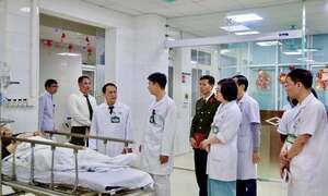 Cấp cứu khẩn nữ sinh bị tai nạn giao thông ngày 27 Tết