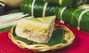 Một miếng bánh chưng bằng một bát cơm, ăn thế nào để Tết không tăng cân vù vù?