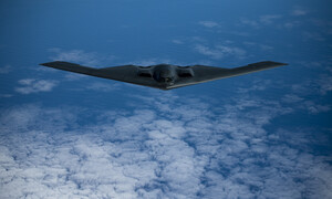 Bí mật trong khoang lái máy bay ném bom B-2 Spirit