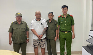 Bắt kẻ cướp giật điện thoại tại TP.HCM rồi trốn ra đảo