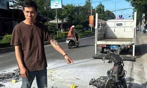 Danh tính nam thanh niên đốt xe máy khi bị cảnh sát giao thông dừng xe kiểm tra