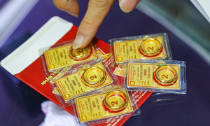 Giá vàng hôm nay 21/2: Bật tăng mạnh mẽ