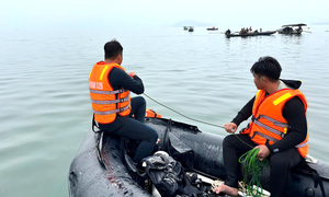 Lật thuyền trên hồ Thác Bà: 22 người gặp nạn là anh em, họ hàng