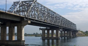 Đánh sập cầu đường sắt xuyên Siberia có thể bóp nghẹt quân đội Nga?