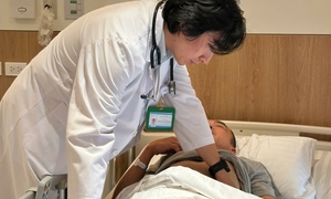 Tê tay sau cuộc nhậu, đến viện phát hiện nhồi máu não, lỡ giờ vàng điều trị