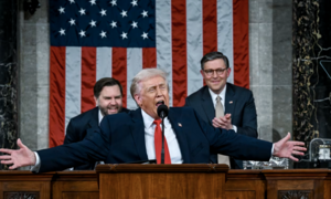 Có gì trong bài phát biểu Thông điệp Liên bang dài kỷ lục của ông Trump?