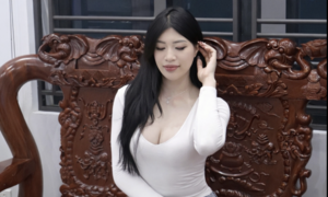 Xem nữ đô vật Nguyễn Anh Thơ đấu 'quỷ lùn' Đào Hồng Sơn