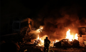 Căn cứ Mỹ, Anh bị tấn công, Iran tuyên bố 'không đàm phán'