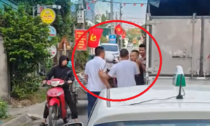 Triệu tập 4 nghi phạm vụ đỗ xe giữa đường còn đánh người nhập viện ở Hải Phòng