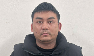 Bắt người đàn ông bạo hành vợ đang mang thai và con 13 tuổi ở Bắc Ninh