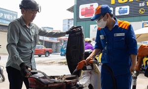 Từ chiều nay, giá xăng dầu trong nước có thể đồng loạt tăng mạnh 