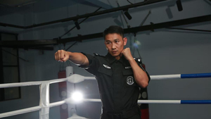 Đặc nhiệm Trung Quốc là cao thủ võ thuật, phá 70 vụ án chưa từng bị thương