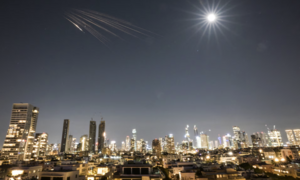 Israel tập kích quy mô lớn vào thủ đô Lebanon