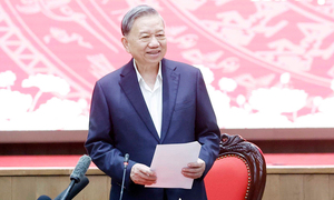 Công bố quyết định kiểm tra của Bộ Chính trị với Ban Thường vụ Thành ủy Hà Nội