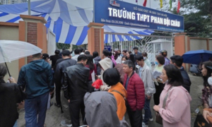 Trường tư thục thu phí 'giữ chỗ': Cần tôn trọng quyền lợi của người học