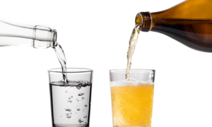 Vì sao uống cả chục lon bia dễ hơn uống vài chai nước lọc?