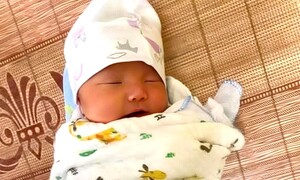 Bé gái 3 ngày tuổi bị bỏ rơi ven đường trong đêm ở Bắc Ninh