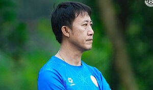 Thêm một huấn luyện viên V.League mất việc
