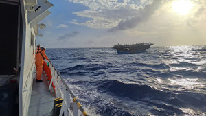 Tàu HQ 950 rời đảo Hòn Tre, tham gia cứu nạn 36 ngư dân trên tàu cá bị hỏng máy