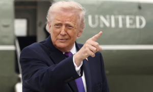 Ông Trump tuyên bố chiến thắng nhưng 'không muốn rời đi sớm'