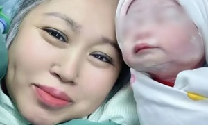 Con trai 35 tuổi qua đời, người mẹ U70 thụ tinh ống nghiệm để sinh thêm em bé