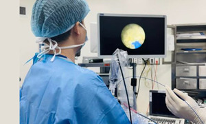  Cố nén đau để ký kết với đối tác, người đàn ông phải nhập viện cấp cứu