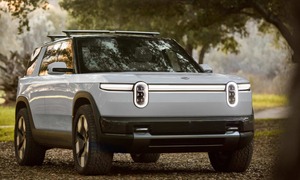 Ô tô điện có thật sự mất giá nhanh hơn xe xăng?