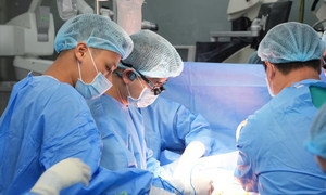 Chuyến bay đêm mang trái tim hiến tặng cứu hai người ở Hà Nội