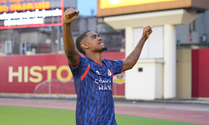 Kết quả Ninh Bình 1-2 Công an Hà Nội: Siêu phẩm đánh bại Đặng Văn Lâm