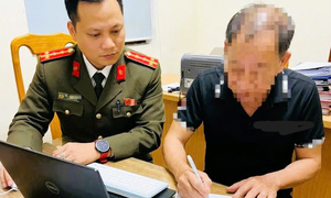 Đăng bài xúc phạm lực lượng công an trên facebook, 2 người đàn ông bị xử phạt