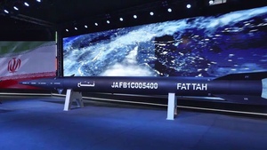 Iran lần đầu phóng tên lửa siêu nặng Sejjil vào các mục tiêu Mỹ - Israel