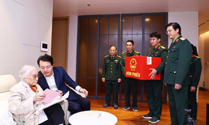 Trực tiếp: Hơn 93% cử tri cả nước đã đi bầu cử