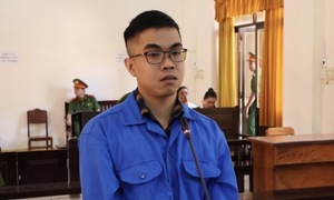 Lừa đảo chiếm đoạt hơn 9 tỷ đồng, cựu chuyên viên ngân hàng lãnh 14 năm tù